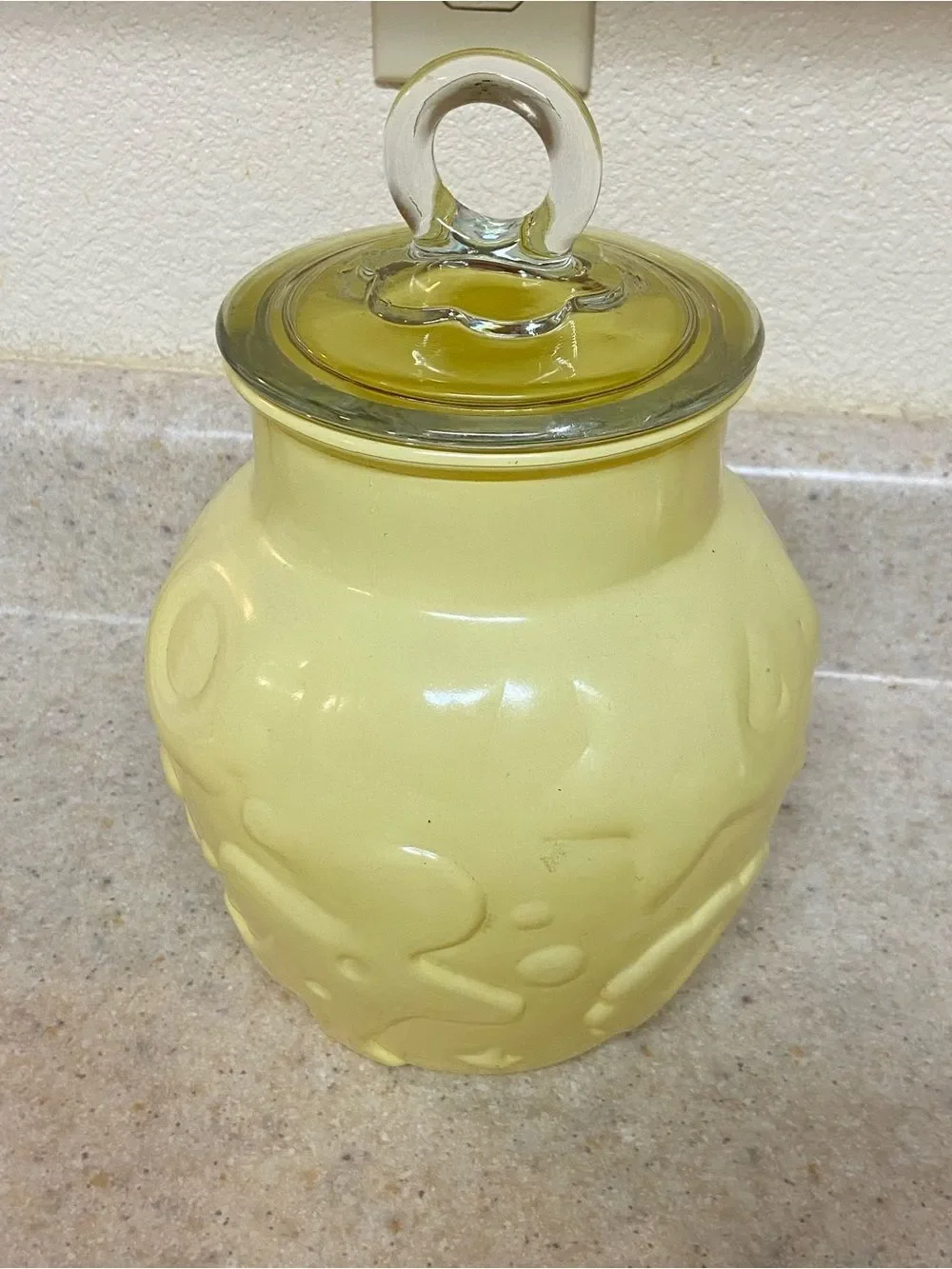 VTG, Hazel Atlas Cookie Yellow Gingerbread Glass Apothecary Jar with Clear Lid